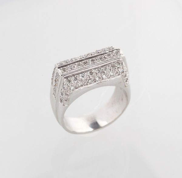 Λευκόχρυσο δαχτυλίδι παβέ Κ18 με διαμάντια κοπής μπριγιάν